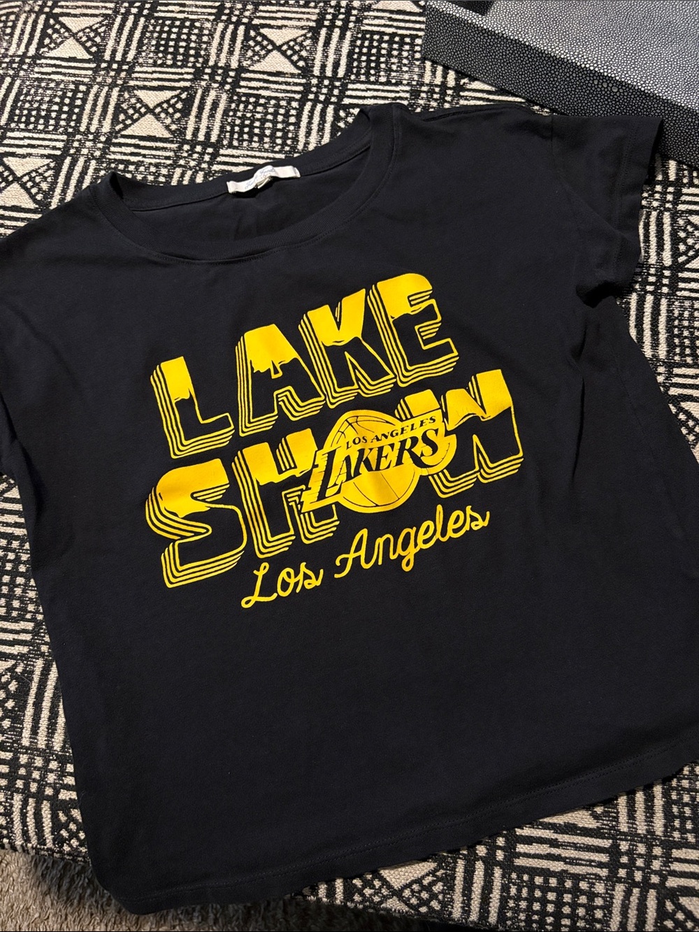 Junk Food Clothing Los Angeles Lakers 'Lake Show' Graphic Tee size medium M